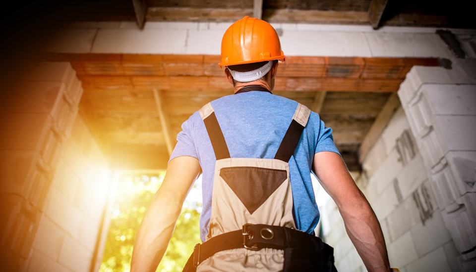 Do you know how to find a qualified house remodeling contractor?